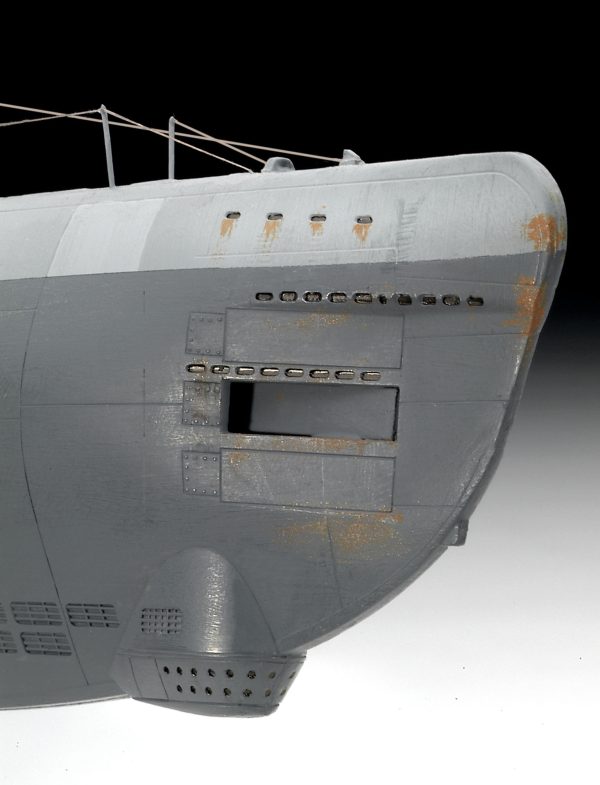Revell German Submarine TYPE XXI - Image 5