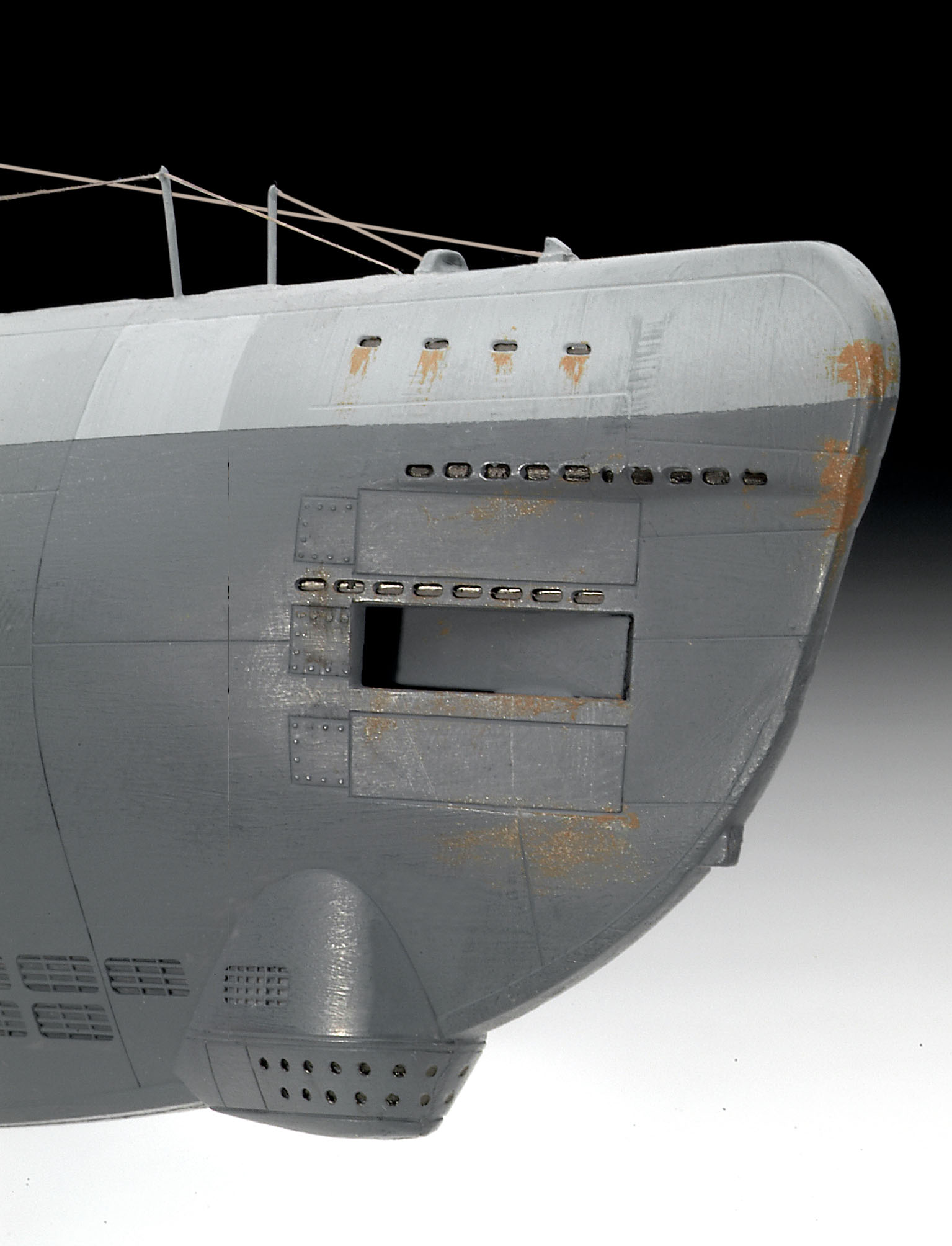 Revell German Submarine TYPE XXI - slika 5