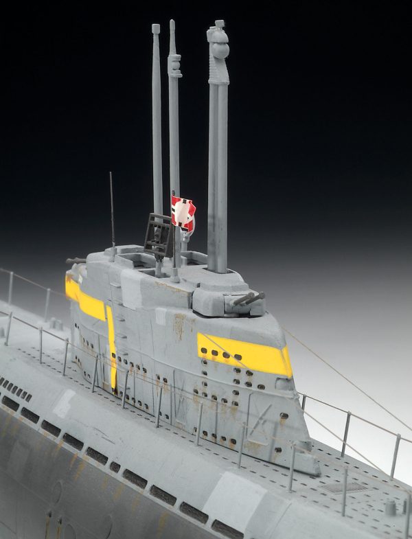 Revell German Submarine TYPE XXI - Image 3