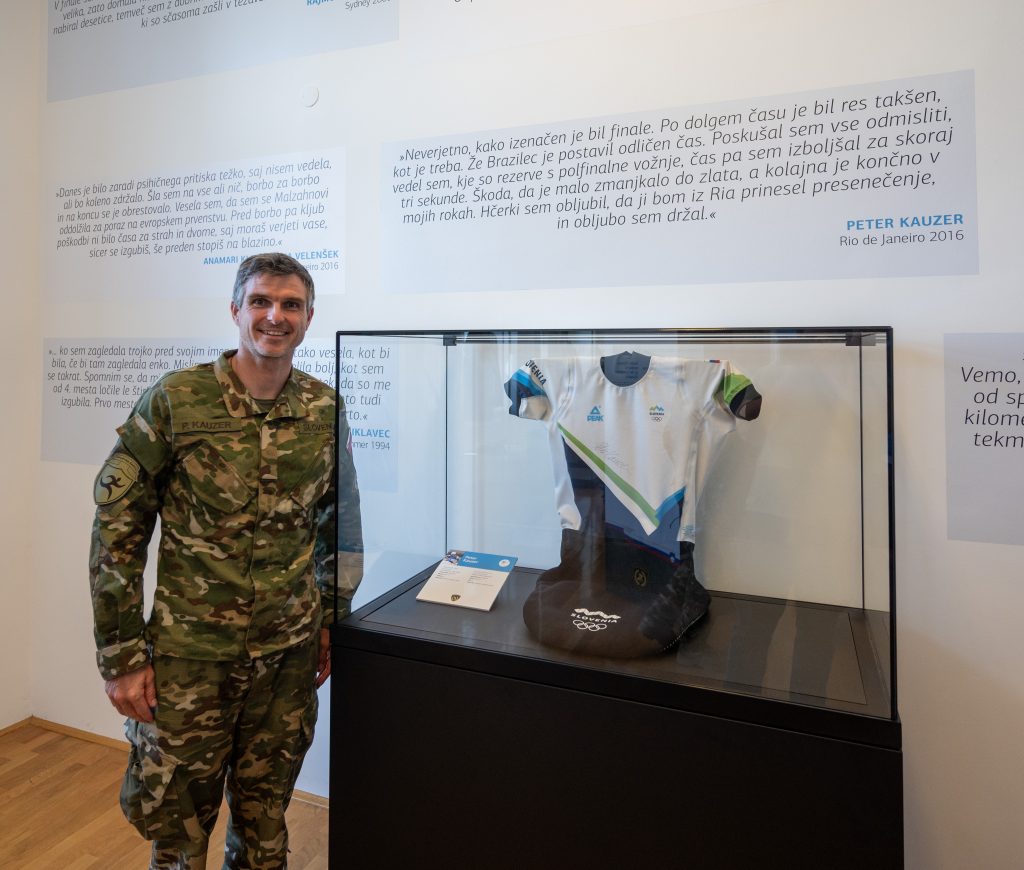 Peter Kauzer na rastavi Vojaškega muzeja SV - Hitreje, višje, močneje! Foto: Rok Pirjevec