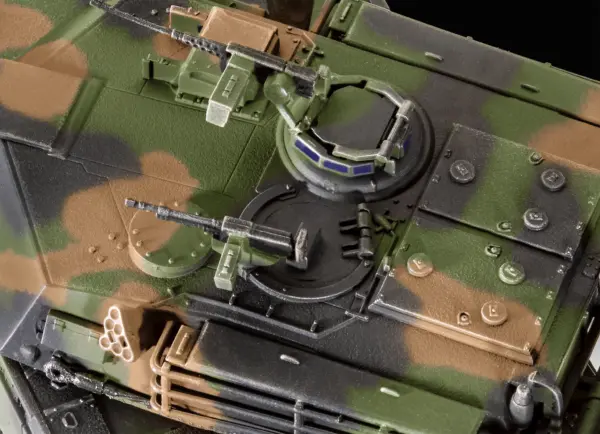 Revell M1A1 AIM(SA)/M1A2 ABRAMS - Image 4