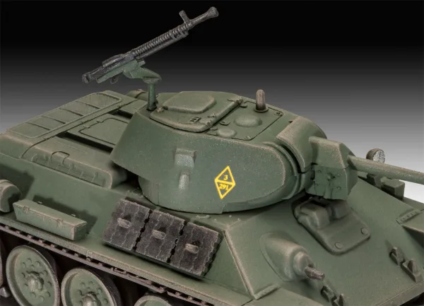 Revell T-34/76 Modell 1940 - slika 3