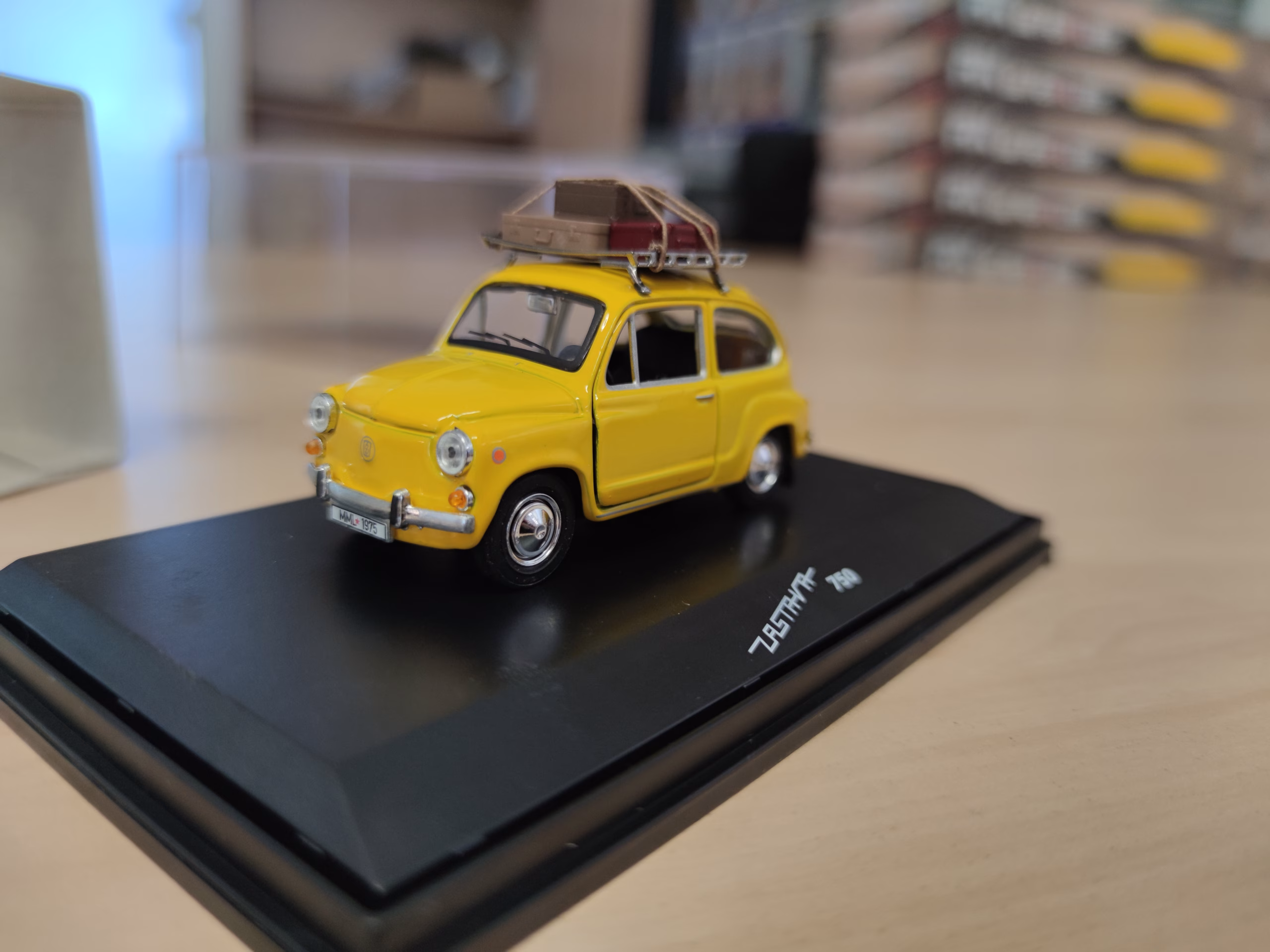 Model Zastava 750 "FIČO" več barv, 8 cm - slika 26